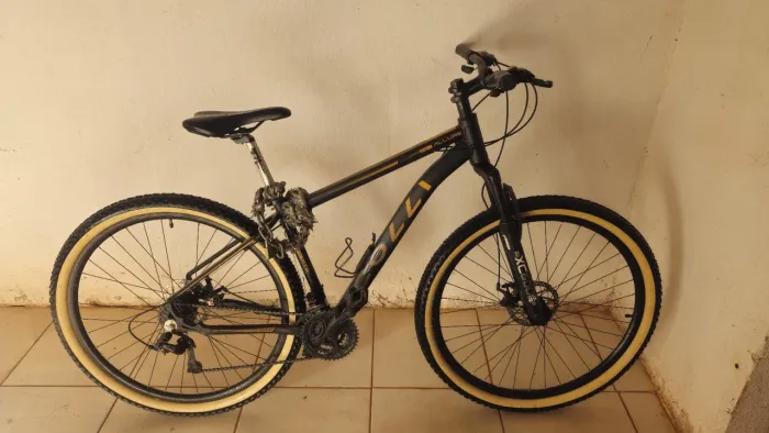 Bicicleta Collins allure aro 29 em alumínio com pneu paco original
