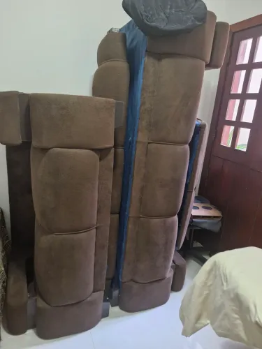 Vendo conjunto de SOFÁ DE 3 e 2 LUGARES