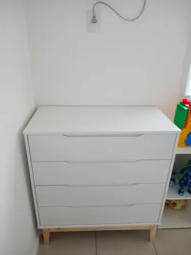 Cômoda infantil Reller Classic Elfe 4 gavetas, menos de 1 mês de uso