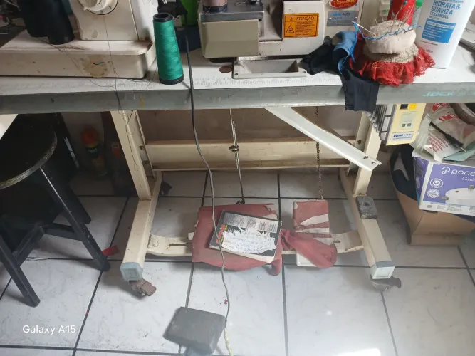 Maquina overlok Jack 803 D