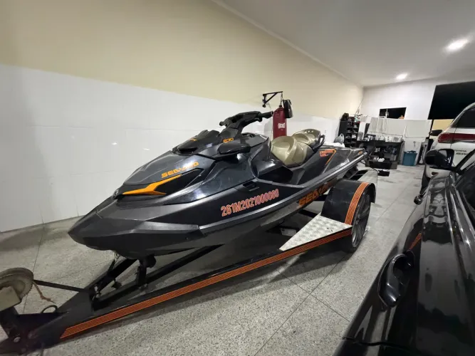 Jet Ski 230 seadoo