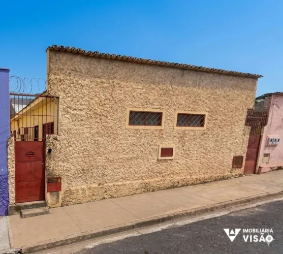 CASA PARA ALUGAR, 02 QUARTOS, QUINTAL E ÁREA DE SERVIÇO NO BAIRRO COSTA TELLES I