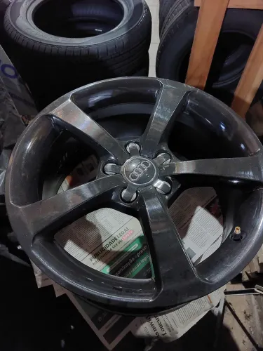 Jogo de rodas 17 Audi 5x112 original