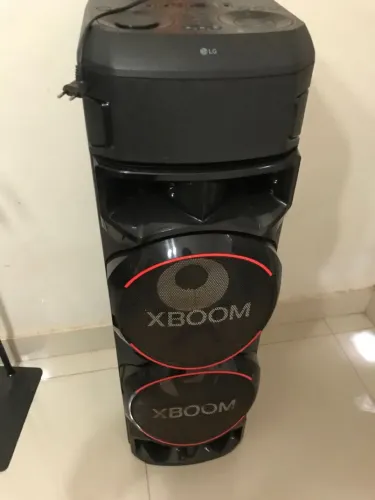 CAIXA XBOOM LG