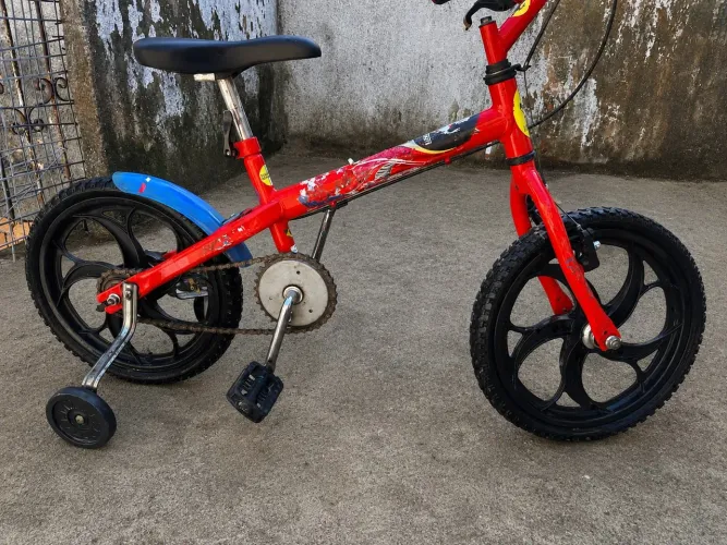 Bicicleta Infantil masculina - Ferrari