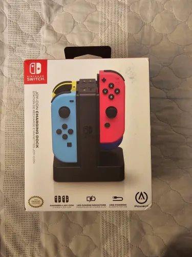 Joy-con charging dock (base para carregar controles)