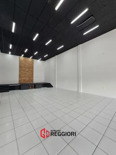 ALUGUEL GALPÃO MONTE ALEGRE AGULHAS NEGRAS 150M2
