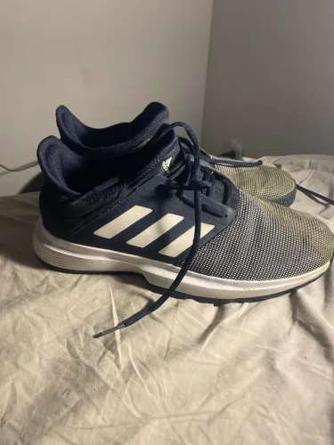 Tenis Adidas