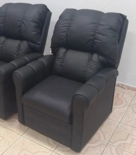 Poltrona Reclinável