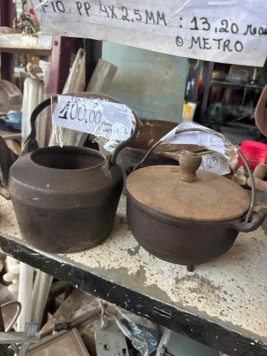 Panelas de ferro, bule de ferro