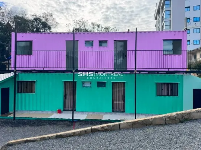 Empreendimento em container