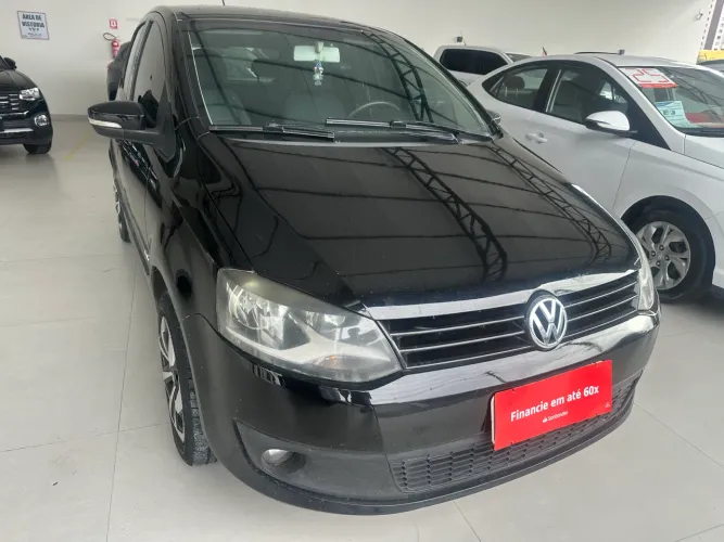 Volkswagen Fox 1.0 MI Total Flex 8V 5P 2012