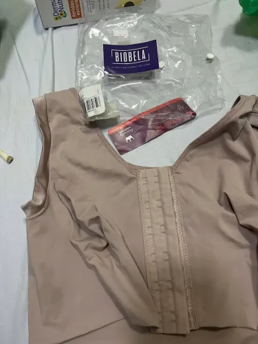 Cinta mês colete curto bico bel tamanho M