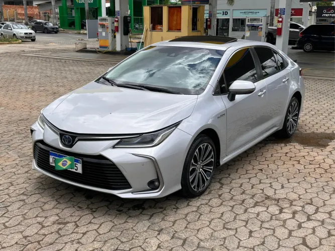 Toyota Corolla Altis 2023 Premium Hybrid Flex AUT, aceito troca, leia o anúncio