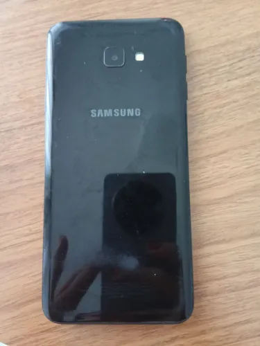 Celular J4 perfeito