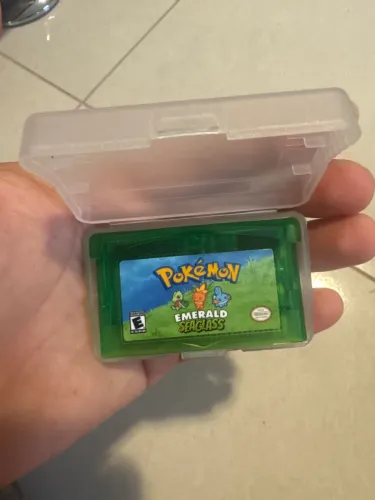Pokemon emerald seaglass - gameboy advance