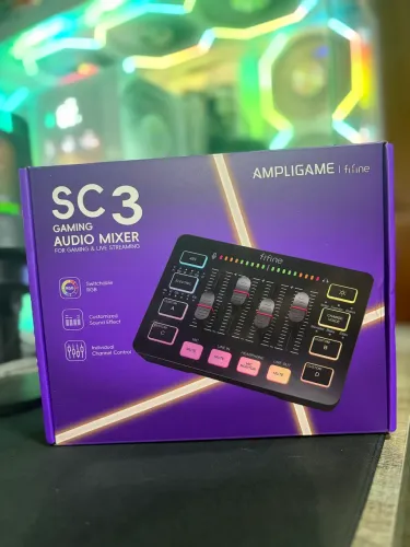 FIFINE AmpliGame SC3 Mixer de Áudio RGB XLR Streaming e Podcast