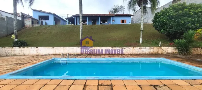 Ibiúna, imóvel muito bem localizado, ja com cocheiras para cavalos