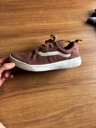 Vans UltraRange Rapidweld