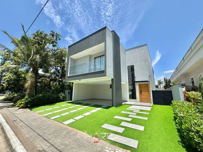 Casa Duplex em Condomínio Fechado em Santa Paula I - Vila Velha - ES