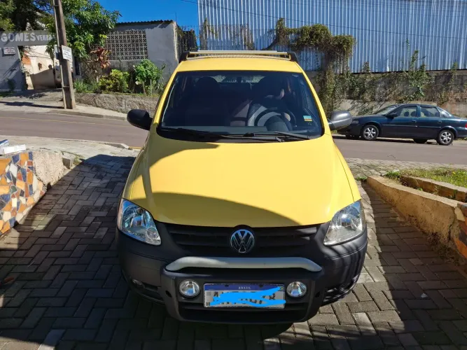 Volkswagen Crossfox 1.6 MI Total Flex 8V 5P 2005
