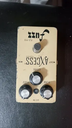Pedal Axcess Fuzz Fz-110