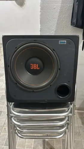 Vendo Caixa Sub Jbl