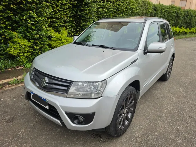 Suzuki Grand Vitara 2.0 16V 4x2/4x4 5P Aut. 2015