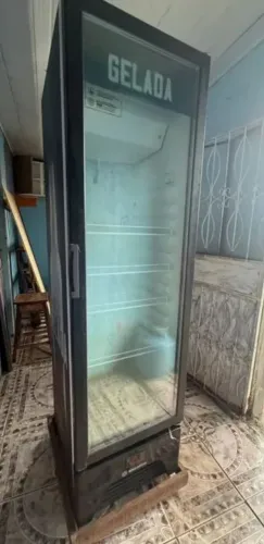 Freezer expositor