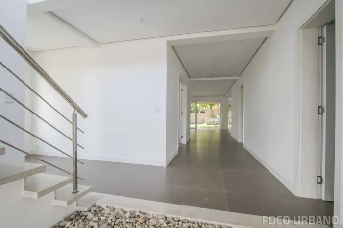 Casa de condomínio em Avenida Coronel Marcos - Pedra Redonda - Porto Alegre/RS