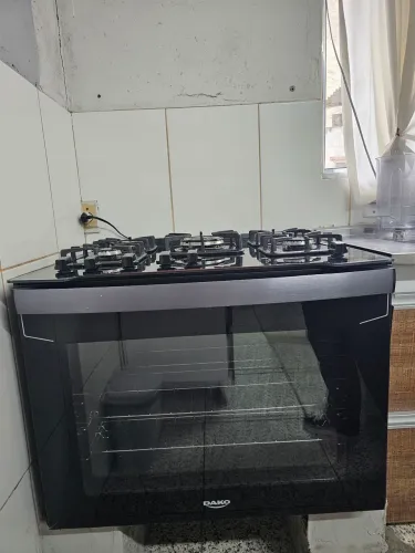 Fogão de Embutir 5 Bocas Dako Diplomata com Mesa de Vidro Preto,