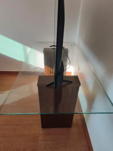 Mesa de vidro 1,60x80 com 5 cadeiras