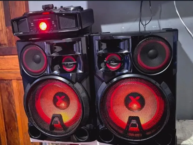 SOM DA LG, MUITO POTENTE, TROCO OU VENDO 