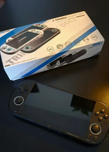 Trimui Smart Pro com 2 cartões de 64GB