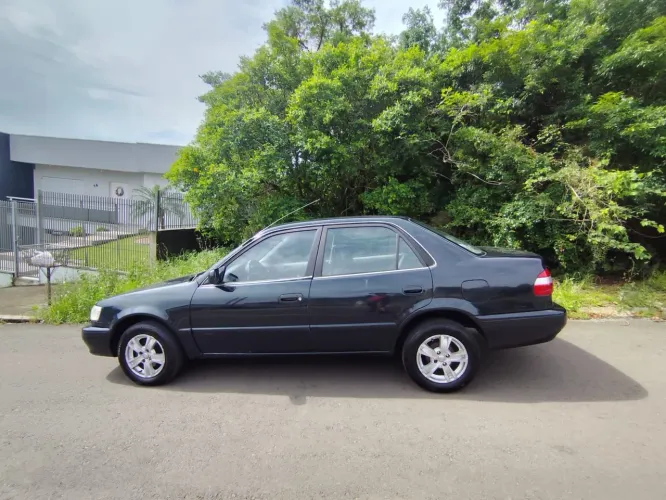 Toyota Corolla XEI 1.8/1.8 Flex 16V Aut. 2002