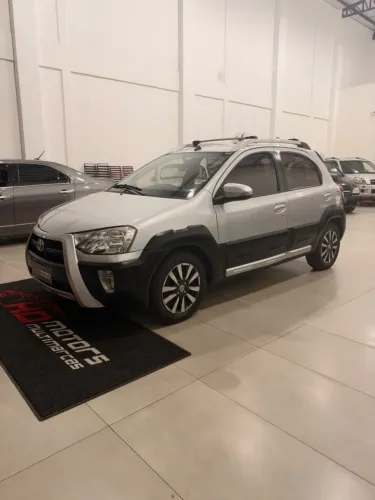 Toyota Etios Cross 1.5 Flex 16V 5P Mec. 2017