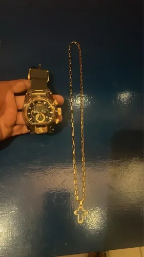 Cordão ouro e Relógio