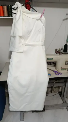 Vestido off-with
