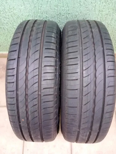 Par de Pneus Pirelli P1 185/60 R15 "ZERADOS"<br>