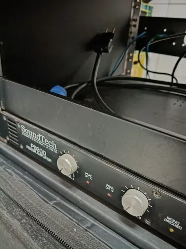 Amplificador Potência Profissional SoundTech PS800