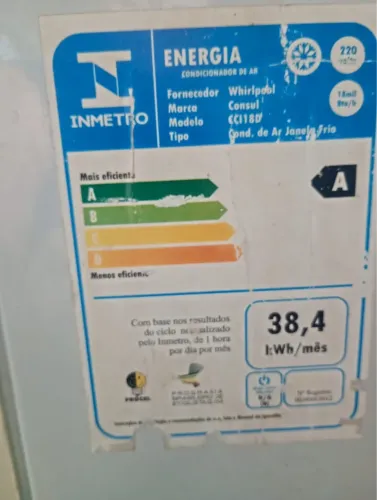VENDO AR- CONDICIONADO DE JANELA 18.000 BTUS