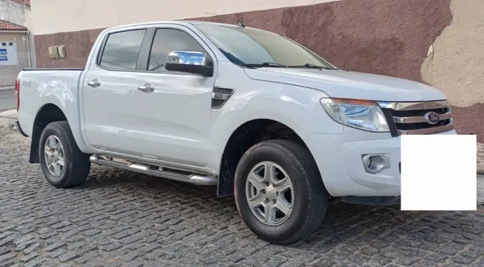 Ford Ranger XLT 2.5 16V 4X2 CD Flex 2014