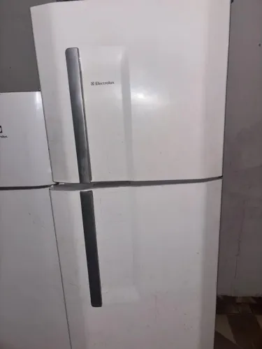 Geladeira Electrolux frost free branca duplex