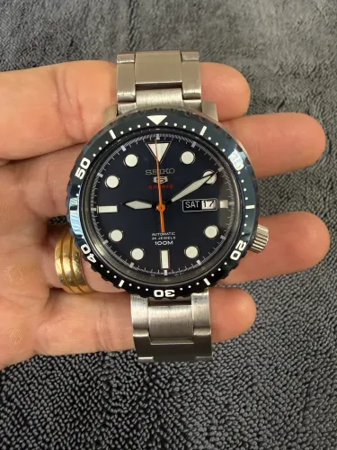 Relógio Masculino Seiko 5 Sports "Bottle Cap" SRPC63K1