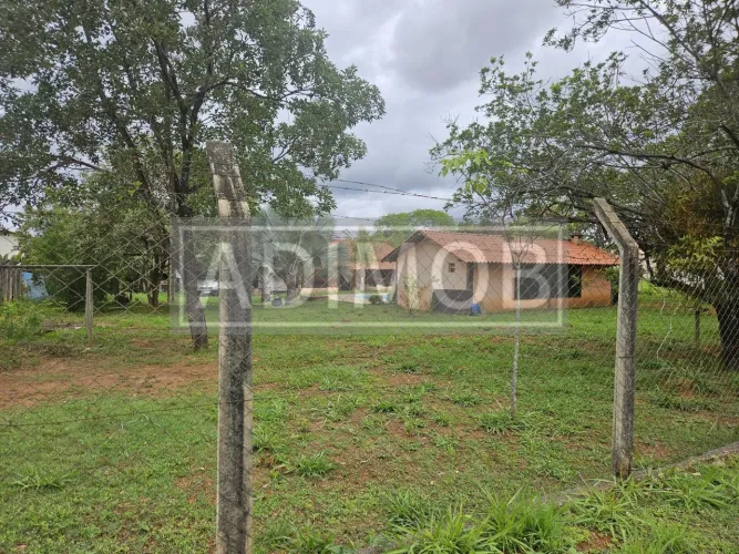 Vende-se ou aluga-se excelente sitio no Condomínio Estáncia da Mata, região de Jaboticatub