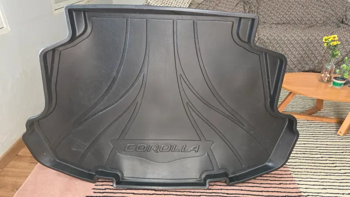 Tapete bandeja para porta malas Toyota Corolla