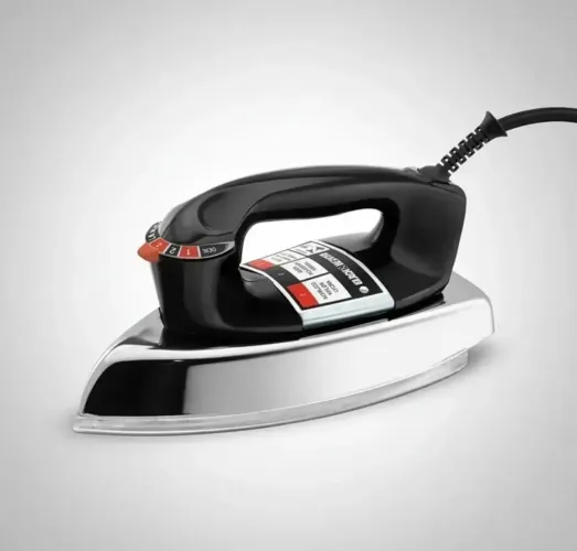 Ferro A Seco Black+decker cor preto prateado Vfa1110tm2 <br>127v