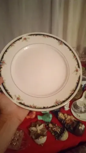 Prato raso decorativo para mesa ou parede porcelana linda