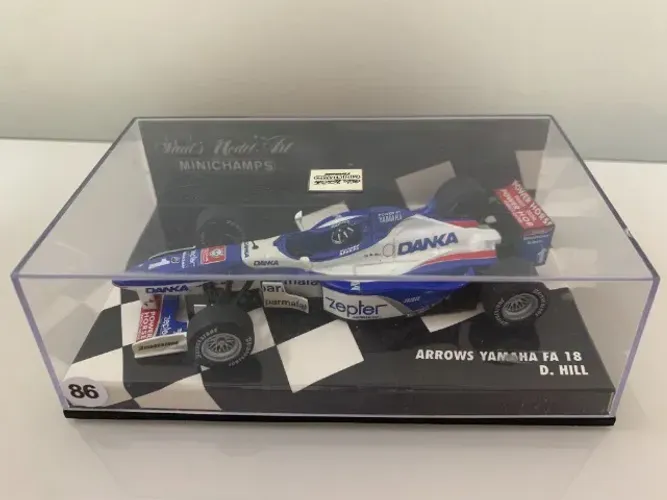 Miniatura Formula 1 Arrows FA 18/Damon Hill 1997