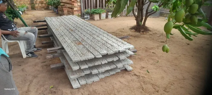 Vigotas pra laje... peivs pra calçada e pingadeiras promoções também 